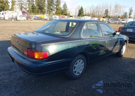 1995 Toyota Camry Dx из США, поврежденный, VIN 4T1SK11E9SU486186